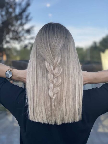 balayage chłodna tonacja blondu